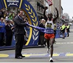 قهرمانی دو دونده کنیایی در دوش  ماراتن بوستون 